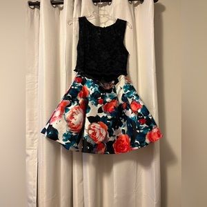 Floral 2 piece homecoming dress